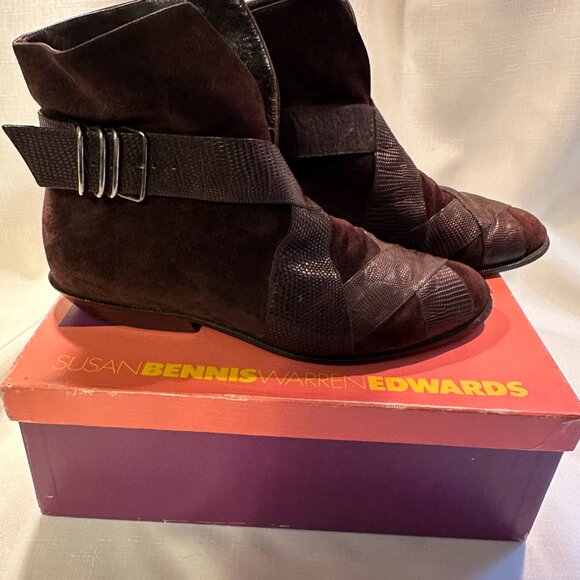 Low brown suede boots with lizard straps by Susan Bennis/Warren Edwards - Picture 1 of 8